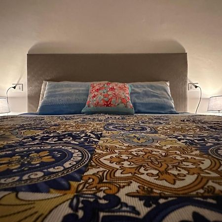 폰디 La Casa Di Nonna Attilia 아파트 외부 사진